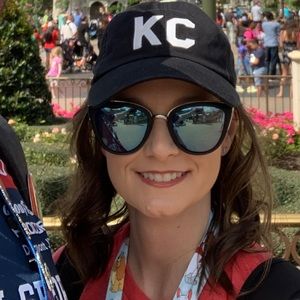 Meet your Posher, Karrol